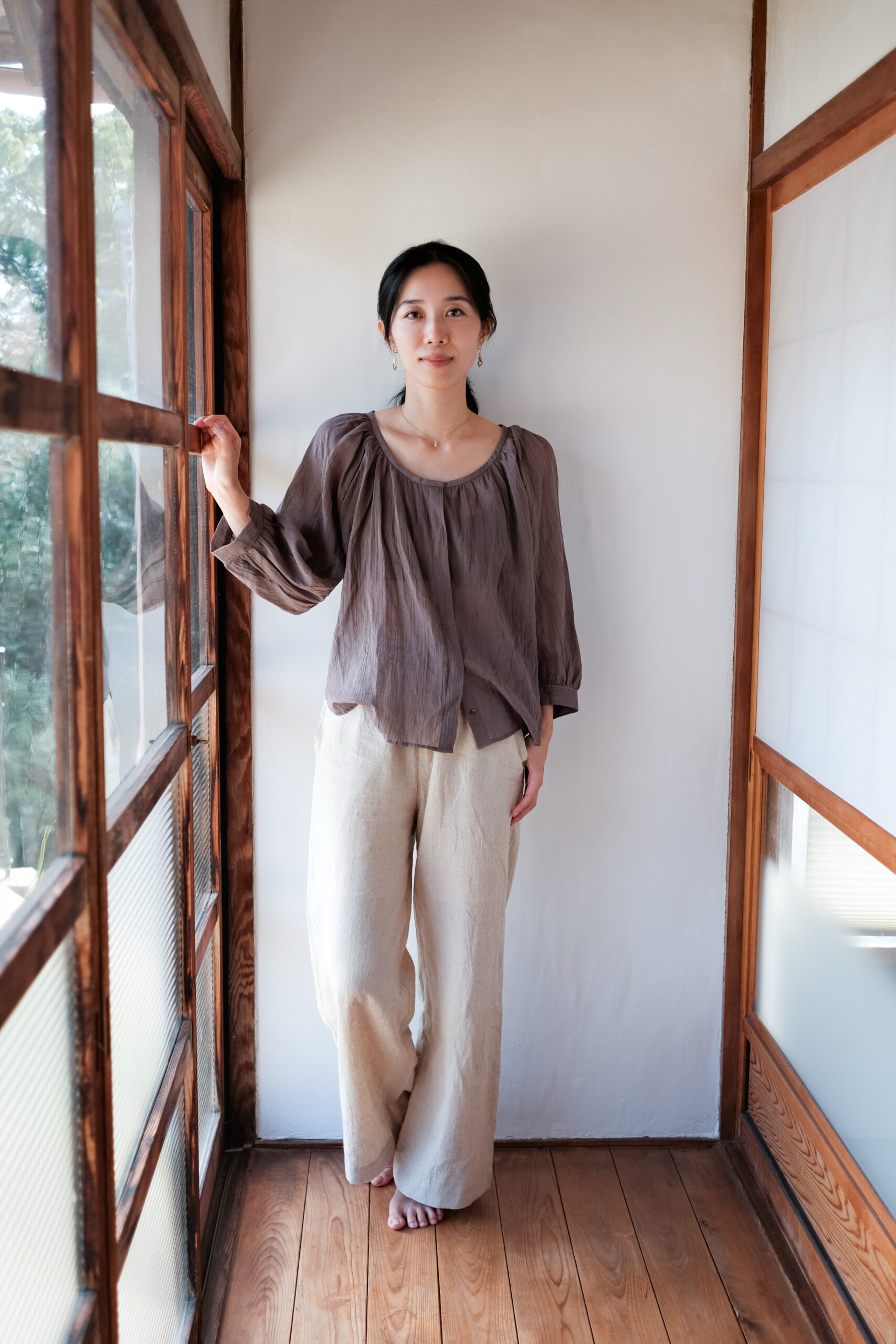Voile cotton shirt blouse (soft brown) - 画像 (2)