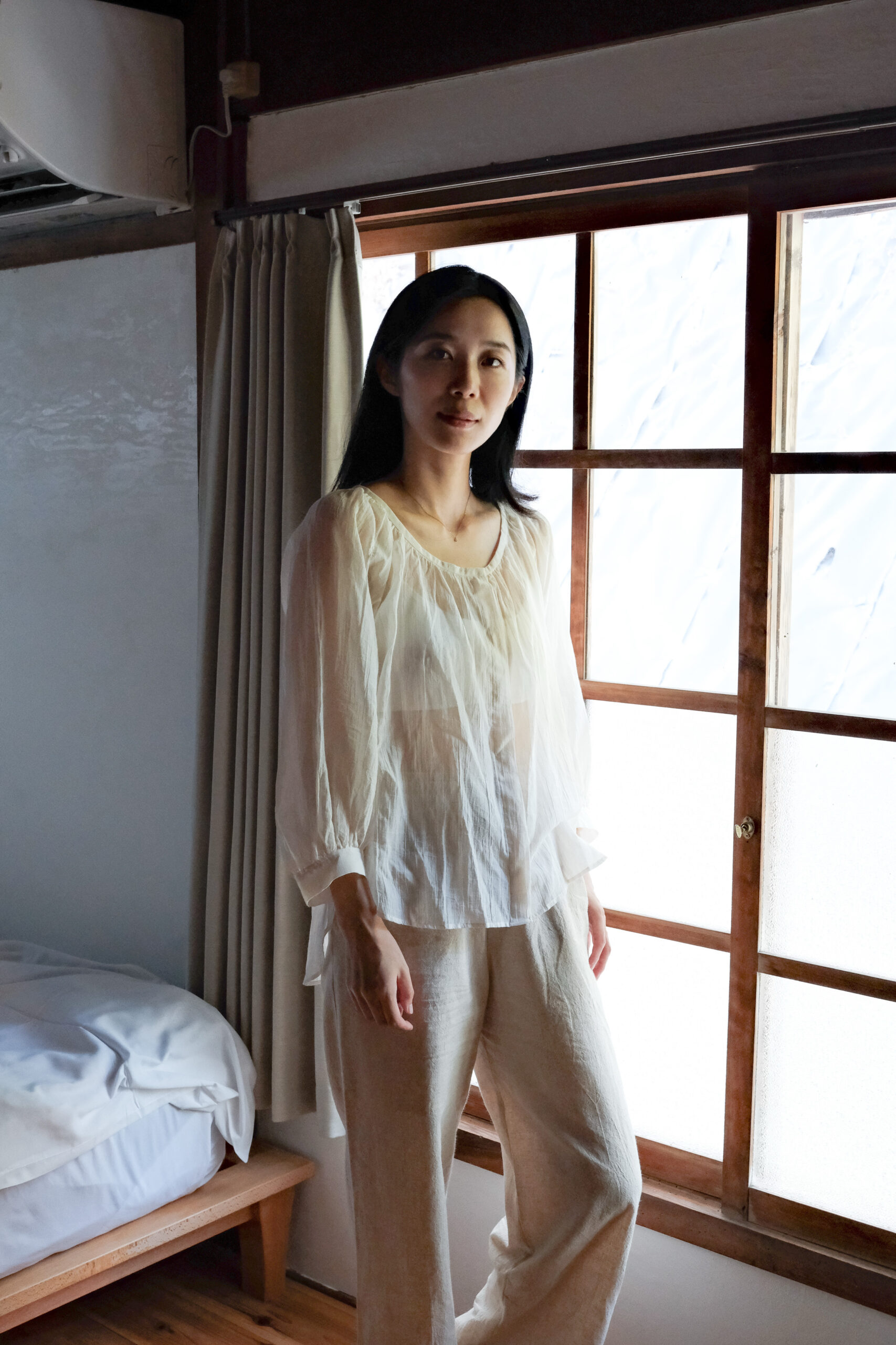 Voile cotton shirt blouse (ivory) - 画像 (2)